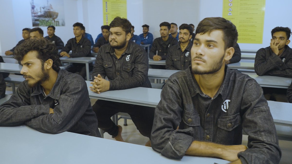 InterLtd54047's tweet image. At Interisland Training and Testing Center, we shape skills with discipline, knowledge, and global standards — preparing professionals for real-world success.

Training minds. Building futures.

#InterislandTraining #SkilledWorkforce #ProfessionalTraining #GlobalStandards