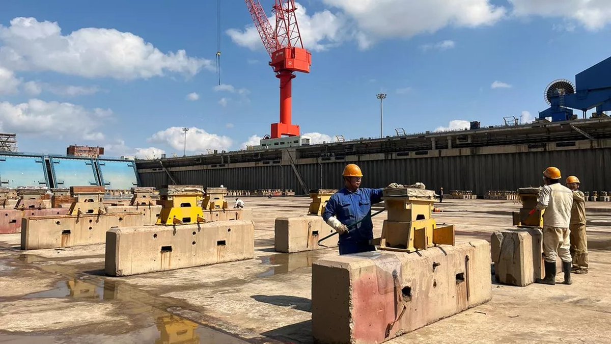 Little Think Tank tweet media