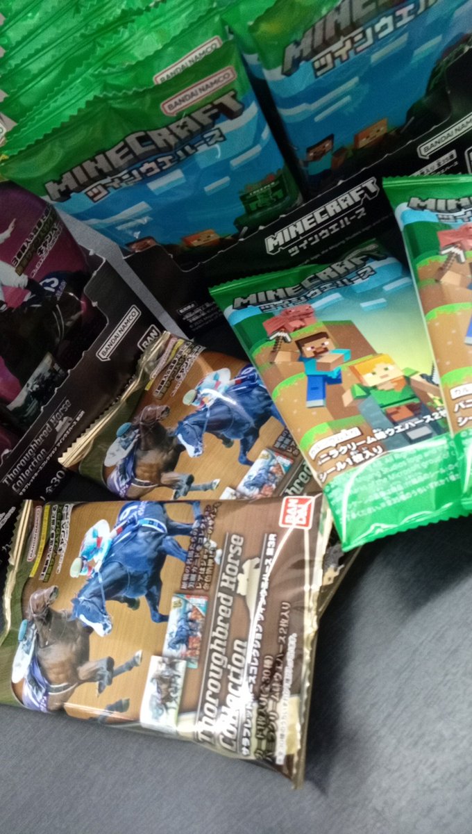 🌈文真堂書店倉賀野店🌈

本日入荷の商品のご紹介です❗

🐎サラブレッドホースコレクション🐎
ツインウエハース　第３R　カード付き

🔨MINECRAFT　ツインウエハース🔨
シール付き　全３５種

ご来店お待ちしております。🙇
#バンダイキャンディ　#サラブレッド　#マインクラフト