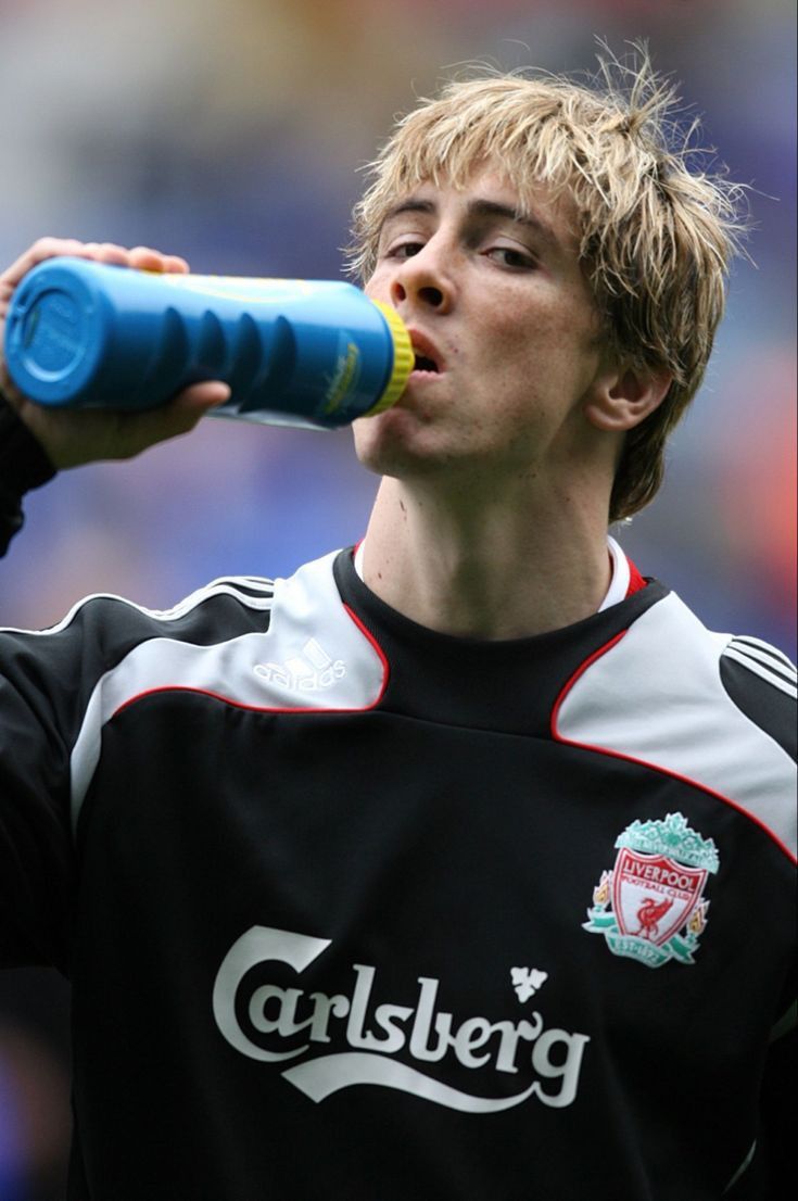 Ne13sl's tweet image. فرناردو توريس مع الريدز ليفربول كان مهاجم رائع