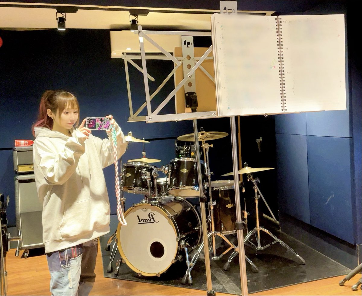 年内最後のレコーディング！多分！！😂 さっき偏頭痛のお薬飲んだら