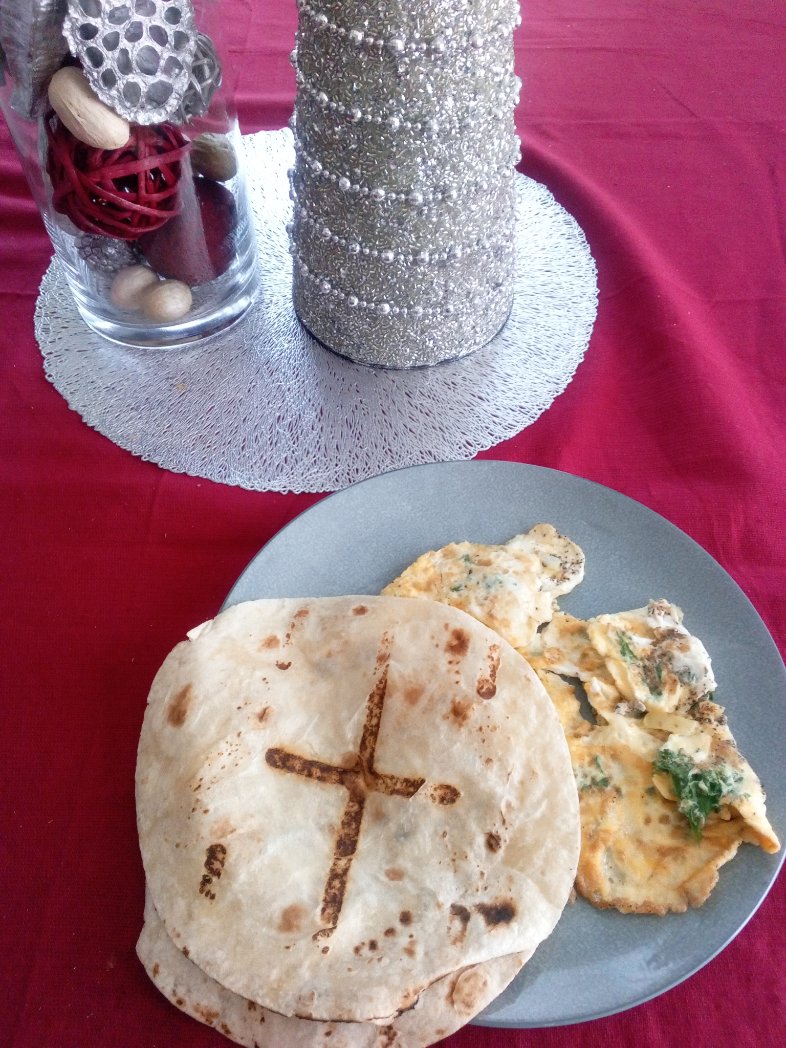 Thank you for the food and thank you for reminding me that you died on the cross for my sins. Happy Holidays