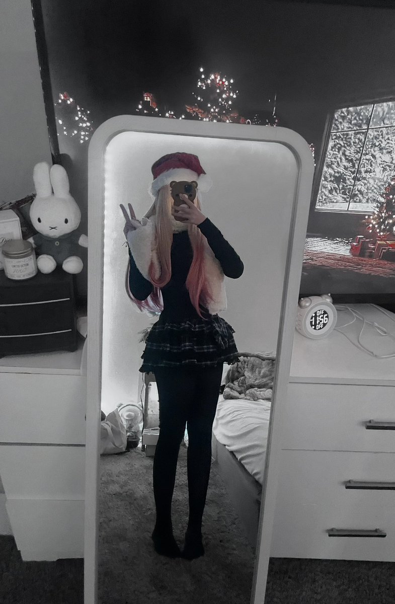 ˖ ࣪⊹mar tweet media