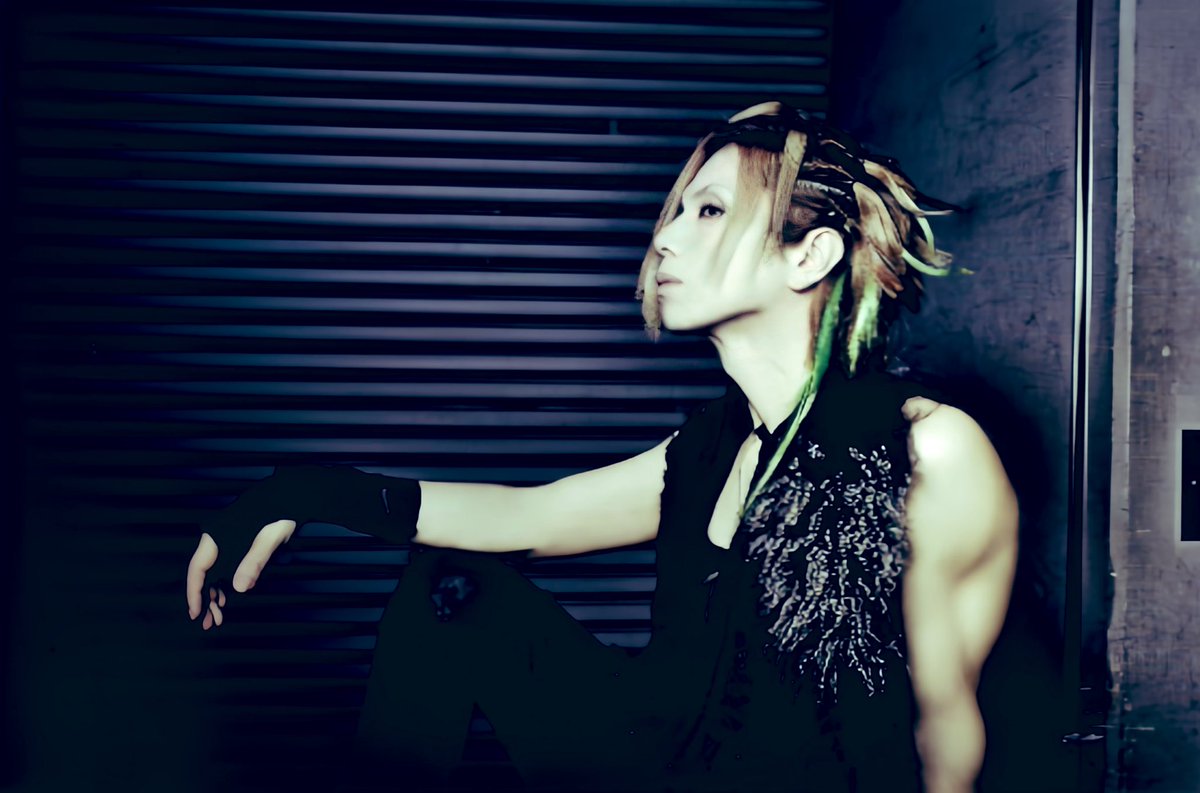 横顔 横顔のyasuかっこええなー🍒 堀の深さにキリっとした眉が最強 どの角度