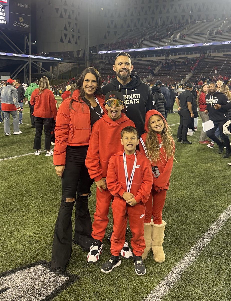 Kira Cardwell tweet media