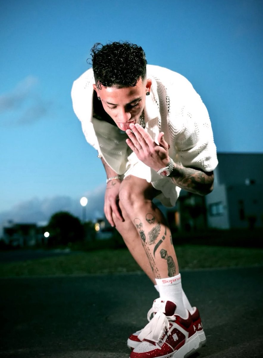 SoldadodeKevin's tweet image. Oe princesa, una lamidita o que