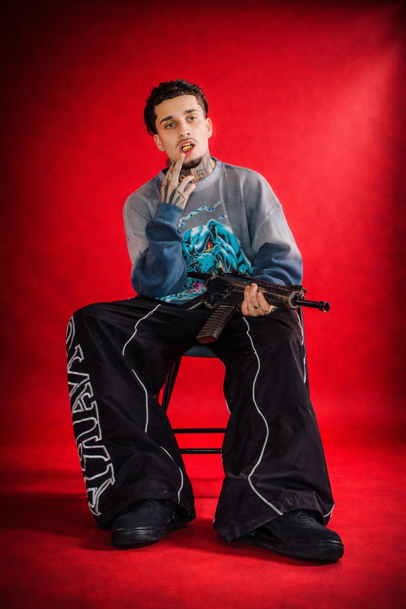 TrapMafiaLLC's tweet photo. Big Dawg 🐾 https://t.co/RGXUUohjKQ