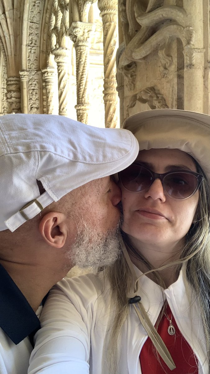 EdisonQV's tweet photo. 2025 08 10-19 - Honeymoon - Lisboa, Portugal https://t.co/sbzEpk7diU