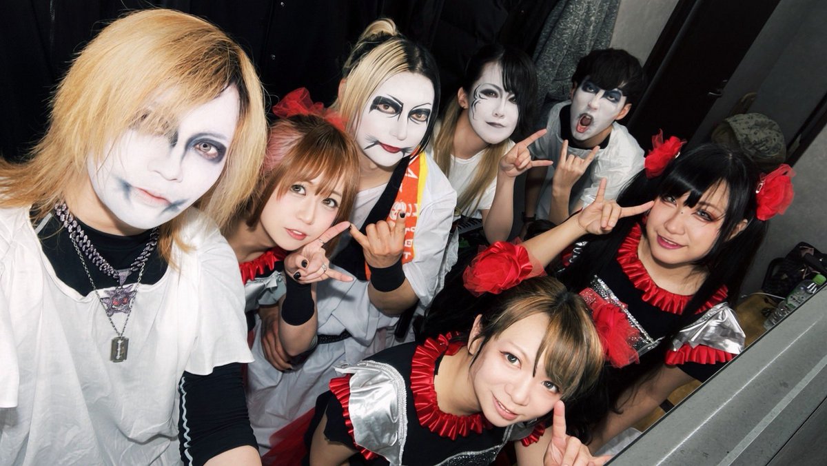Miku_arct's tweet photo. 日曜日は未来ちゃんと重音部ありがとうございました🤘

やっぱり仕込みからめちゃめちゃ大変だけど今回もとっても楽しかった達成感やばい♥️笑
また来年も出来たらいいな🤘

みくメタルでした❤️‍🔥 https://t.co/G4D8Pzr1kV