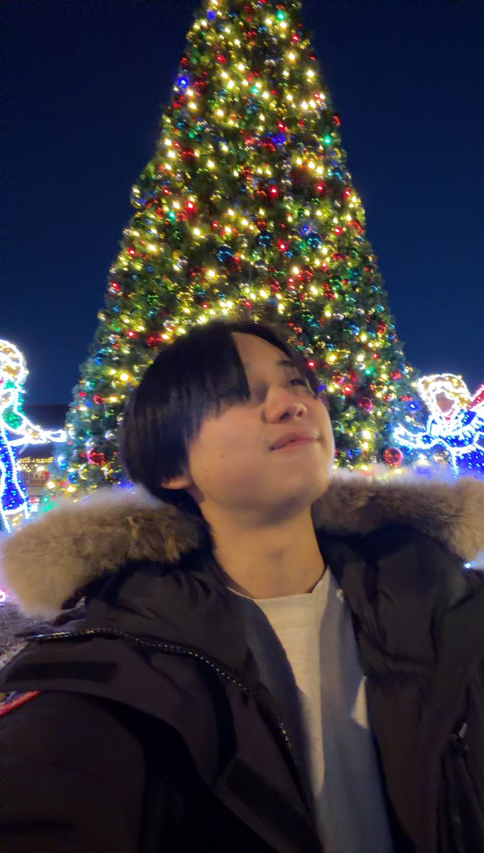HIIRO_ISHIBASHI's tweet photo. おはようございます！！
メリクリー！！🎄 https://t.co/SiXa7UYjCk