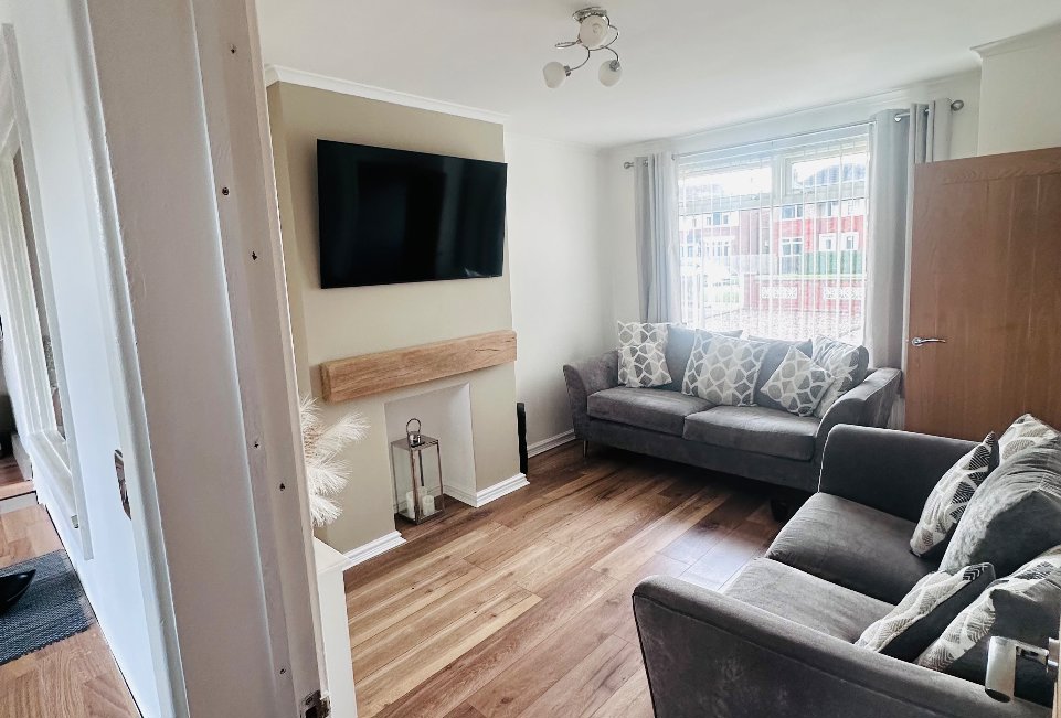 House Exchange tweet media