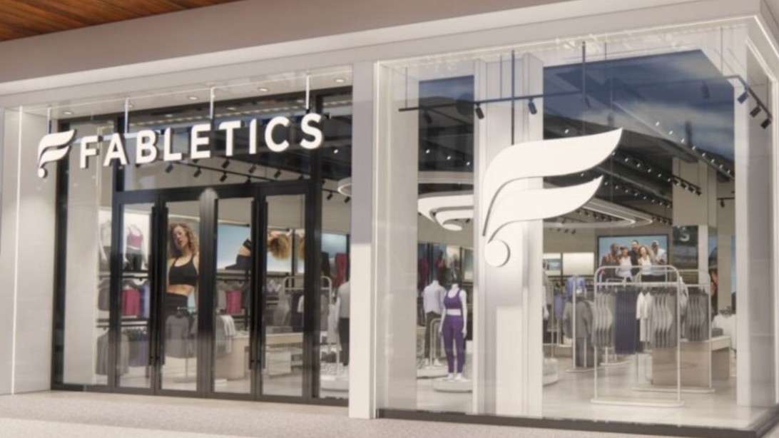 endetail_llc's tweet image. Fabletics just opened a flagship in Century City, a neighborhood and business district in Los Angeles, CA, that shows how AI can seamlessly elevate the in-store experience.

Learn more at retailtouchpoints.com/topics/store-o….

#retailinnovation #retailtech #storedesign