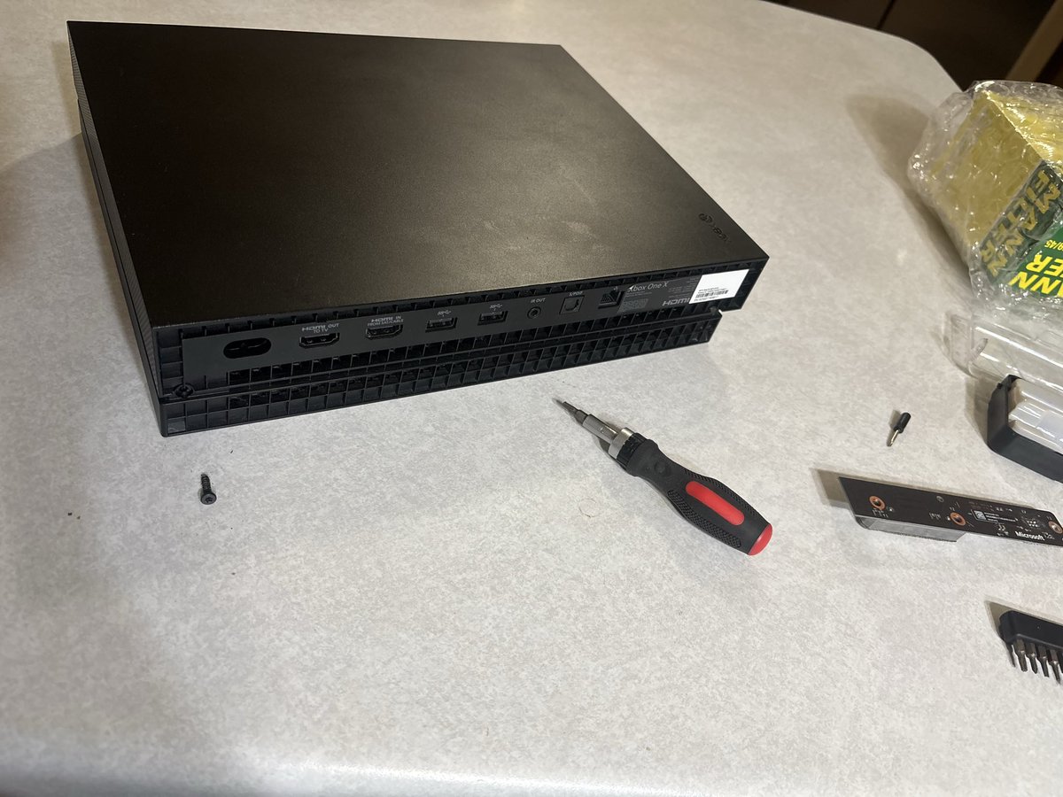 Time to fix ze ex box