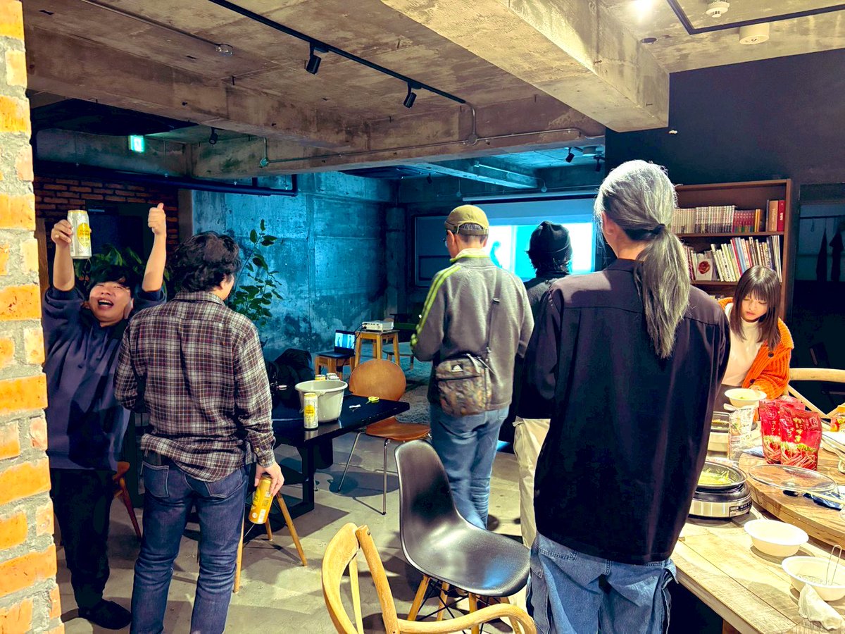 SG大阪組で忘年会しましたよ〜！
最新作の関係者向けプレビューも！！
#マイマジSGAW