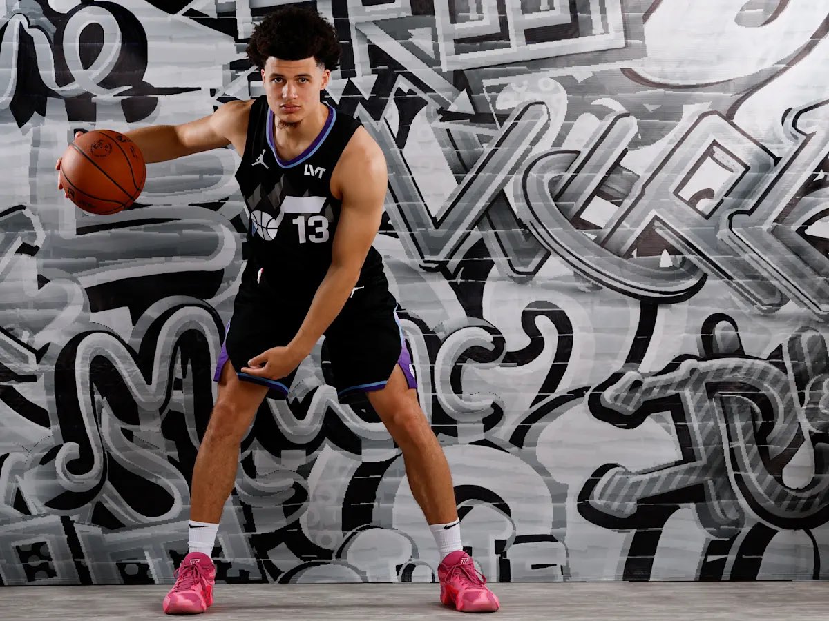 Prop Bomb 🏝️ tweet media