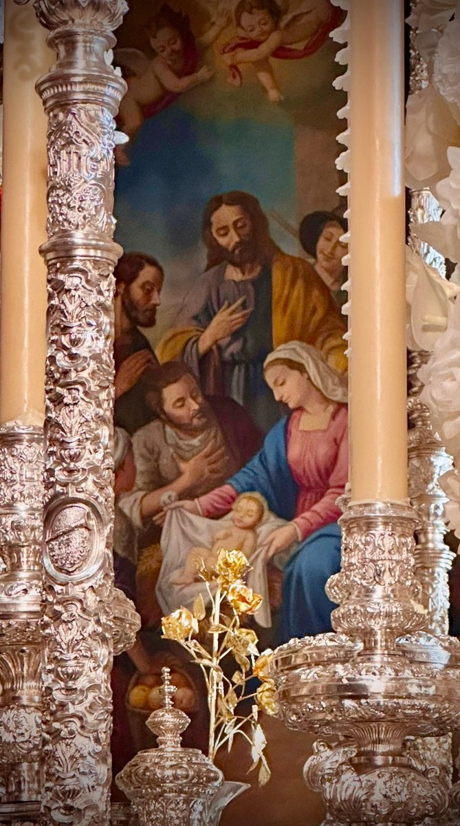 "Dios se hace cercano para bendecirnos con salud, despertar esperanza, sanar con amor y regalarnos una paz que empieza en el corazón."

¡Feliz Navidad!

2025. Año de la Esperanza.