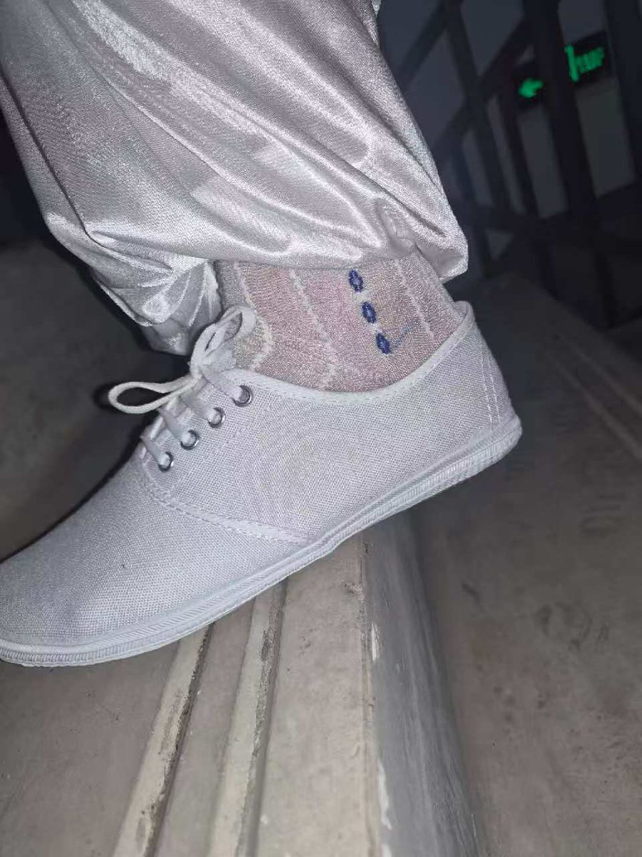 二班长 tweet media