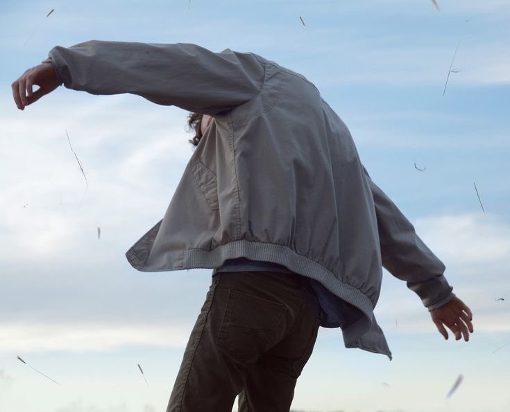 mila ੈ✩‧₊˚ tweet media