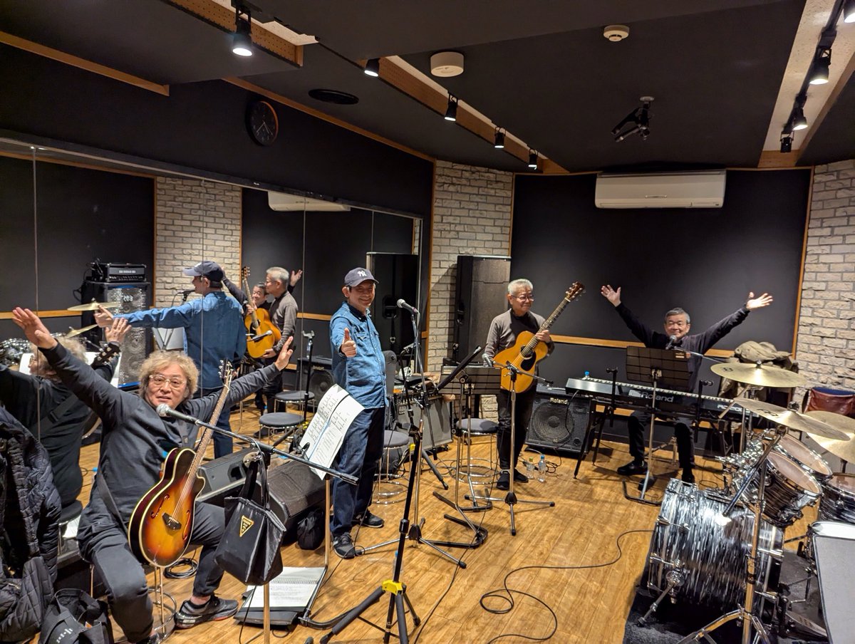 明日のクリスマスライブ最終リハ、アップ。会場でおまちしています。