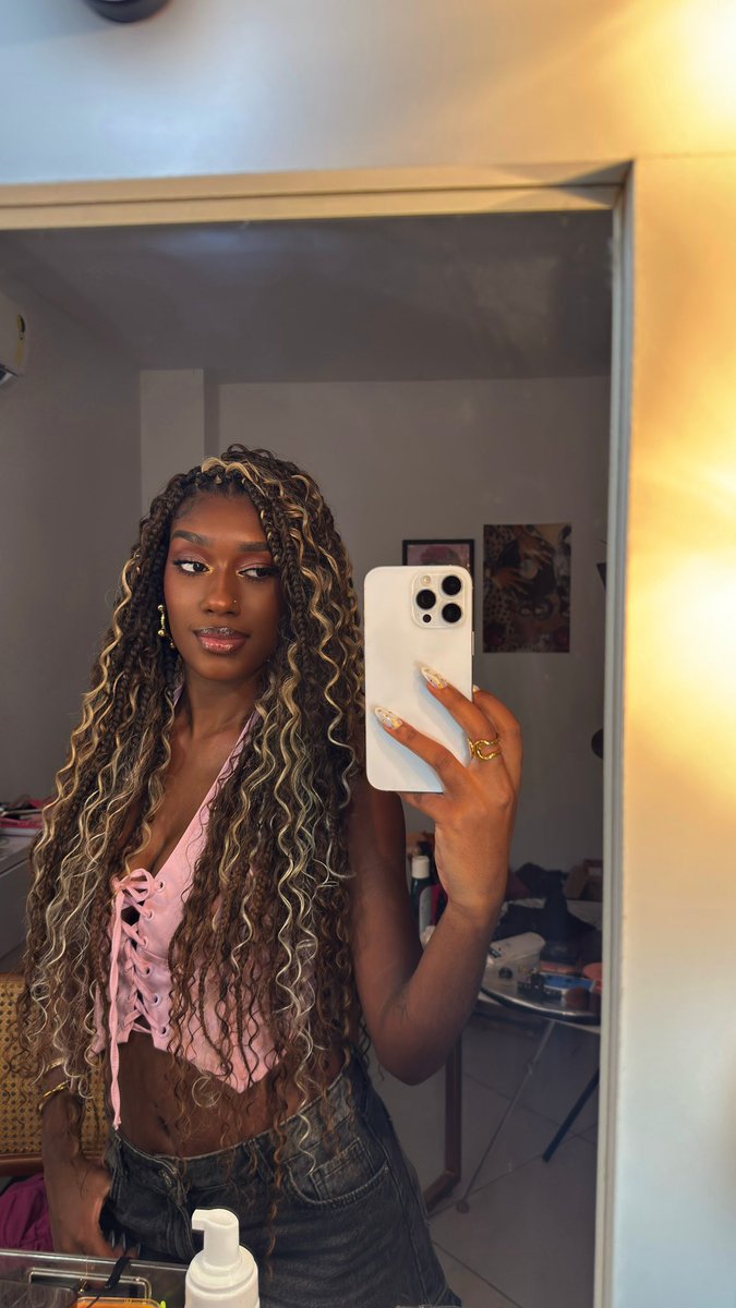 Maria Machado tweet media