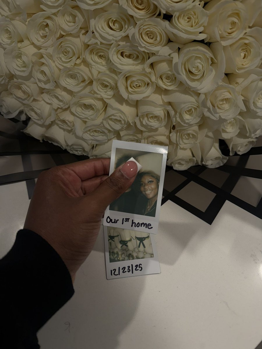 dlathesis's tweet image. Feeling so blessed to start this new chapter in our lives,all thanks to my man.👩🏽‍❤️‍👨🏽🏡
#putup #newhouse #blessed