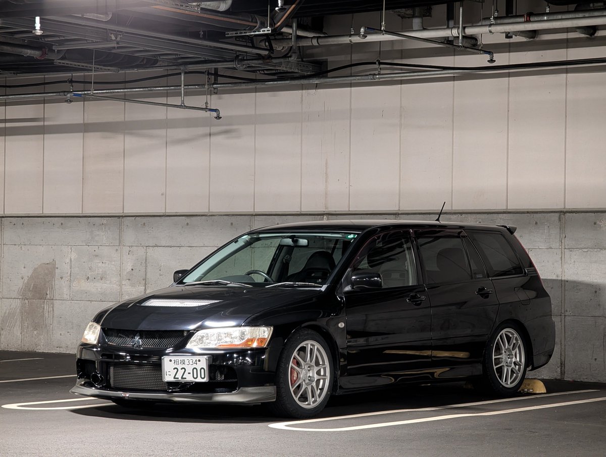 ets_kouryu_ch's tweet photo. 遂に納車しました！
念願のLancer 𝙀𝙫𝙤𝙡𝙪𝙩𝙞𝙤𝙣 Wagon
CS5WとCT9Wでドライブすると楽しすぎる
めっちゃ大切にされてたお車なので綺麗に乗っていきます〜！
#CS5W #CT9W https://t.co/hq7eLXPljB