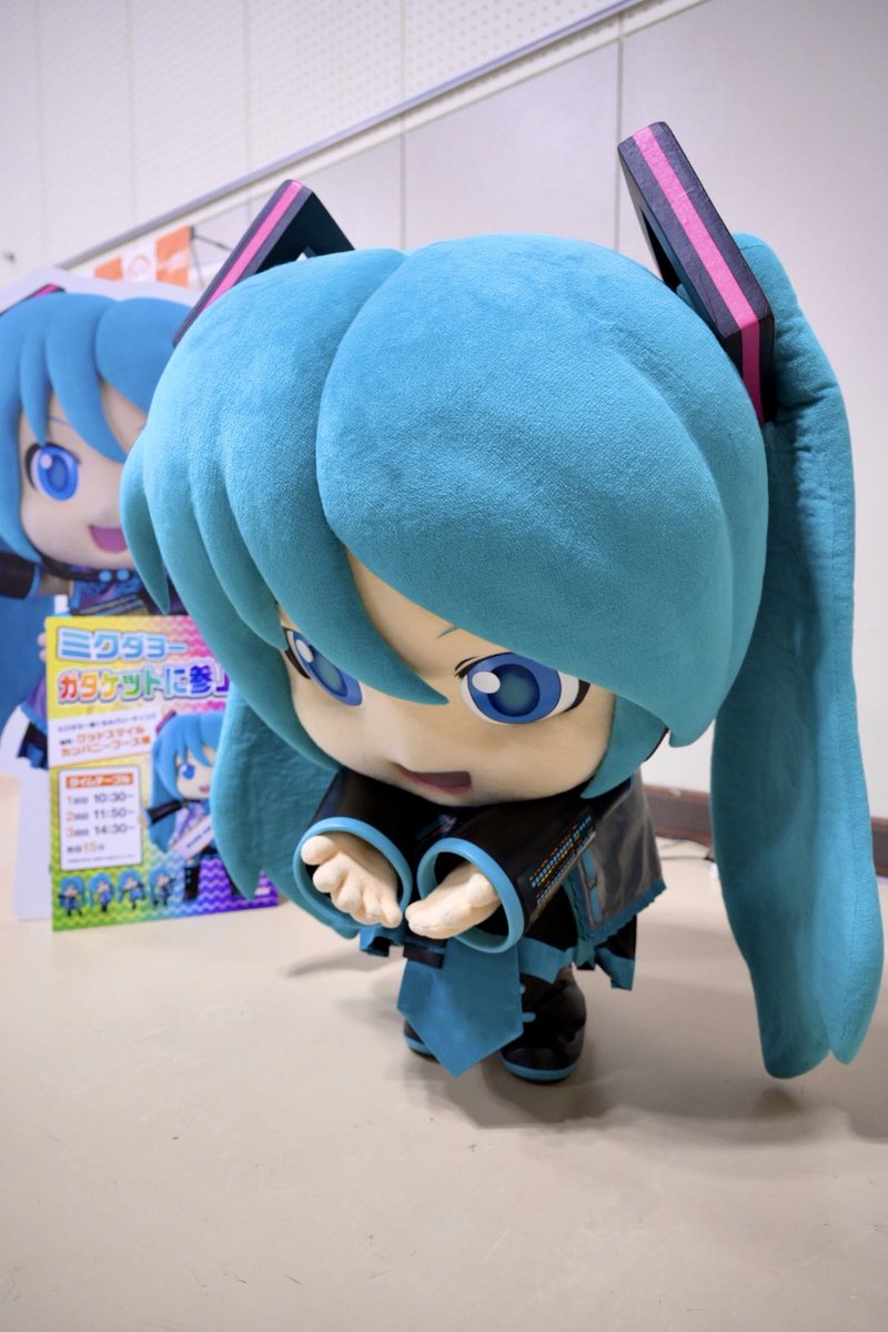 ミ9代目まるぅ〜んダヨー様 今日は寒いんダヨー 縮こまるんダヨー 今日も1日頑張りますダヨー