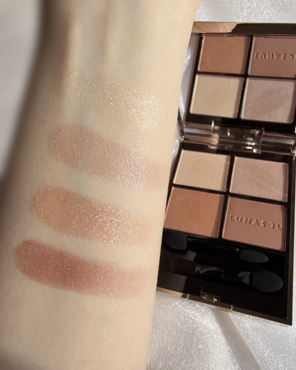 あずみ tweet media