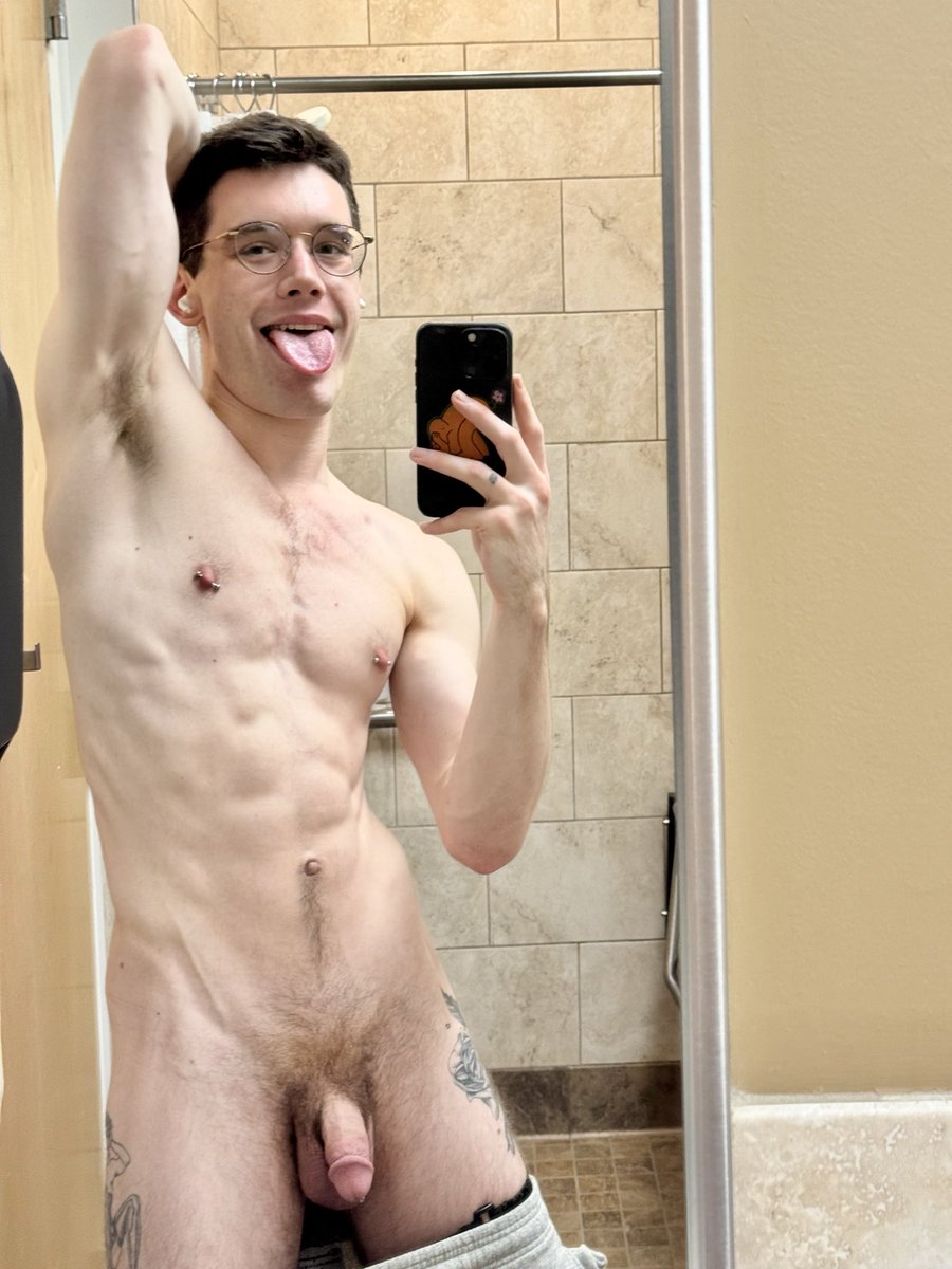 Abusable boy tweet media