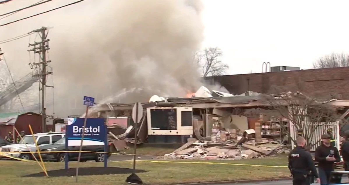 QCTLKNews's tweet image. 💥 Tragedy in Bristol Township: A powerful explosion at Bristol Health &amp;amp; Rehab Center kills at least 2, collapses part of the building, and leaves people trapped inside. 

Rescue efforts are ongoing. 

#BreakingNews #Philadelphia #BristolPA  #Explosion
