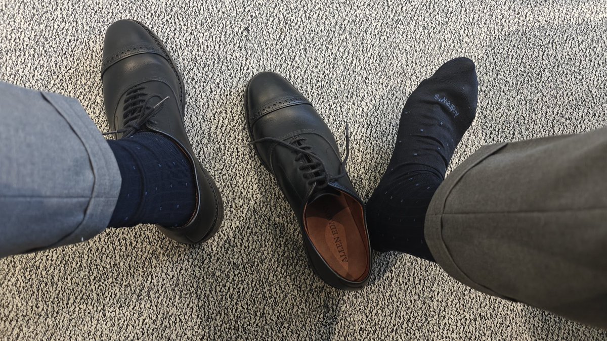 SubM05's tweet image. 周中穿好袜