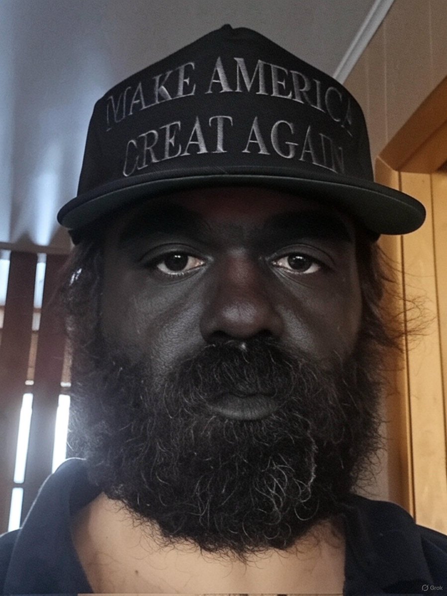 PerryALPHA's tweet image. This is a beloved Christmas character in the Netherlands