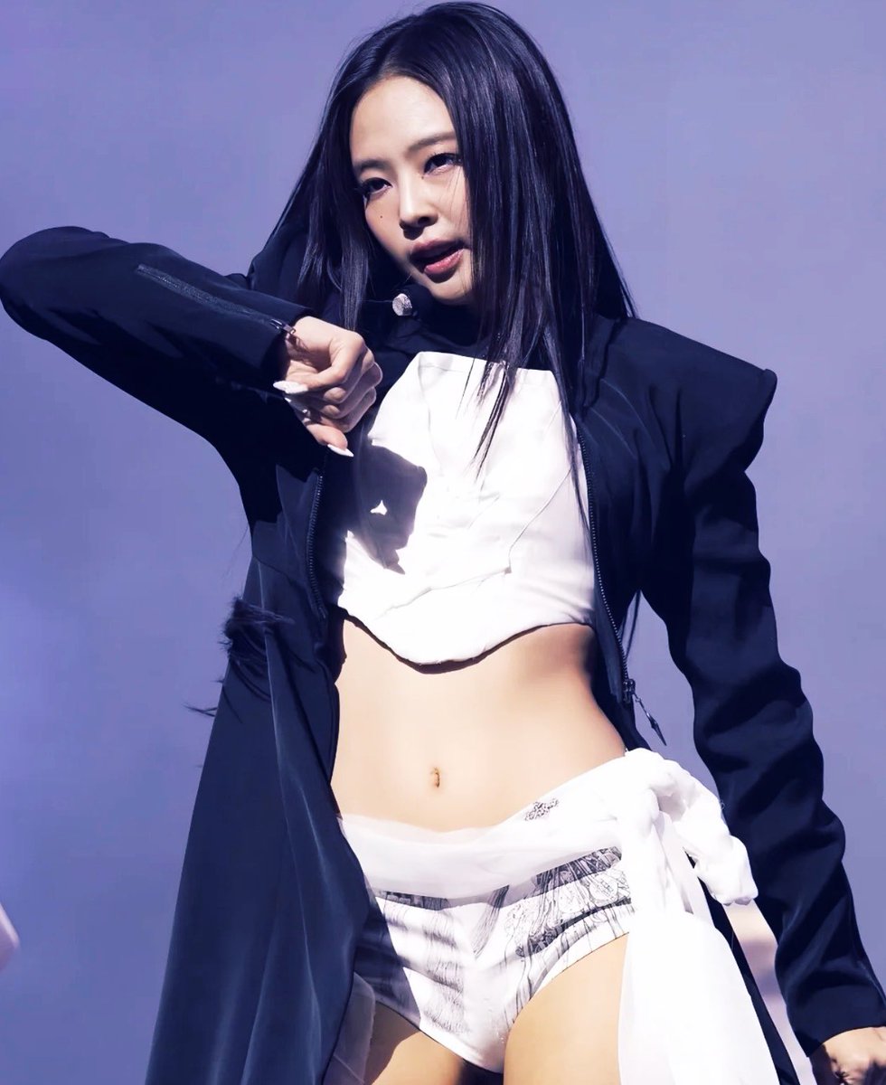 rubyjanereigns's tweet image. Baddest they can’t make me badder.