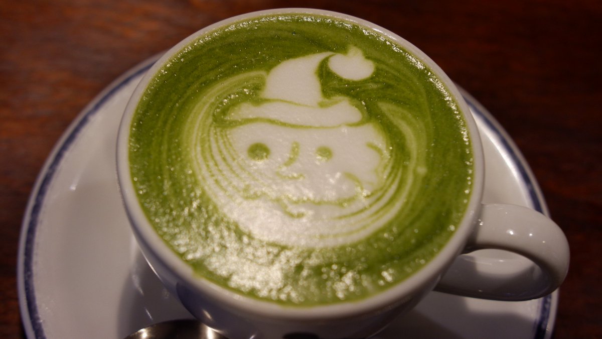 Kuishinbo_nao's tweet photo. 京都です
日本一のバリスタがサンタさんになってました
抹茶ラテはサンタさんをリクエスト
#天神ワイド朝
#okaffe
#クリスマスイブ
#サンタさん
#日本一のバリスタ https://t.co/FhGaJBkTVD