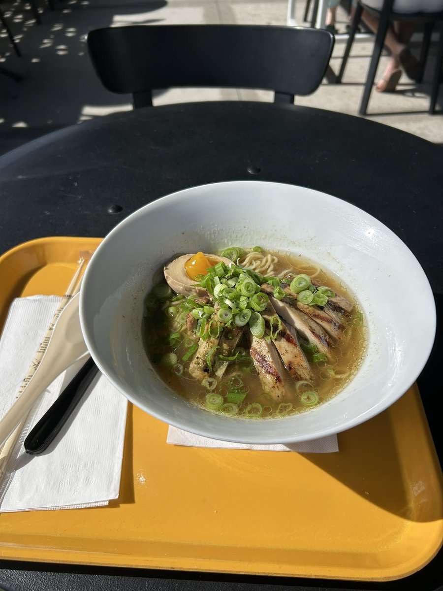 Circus Bug🎪🐝 tweet media