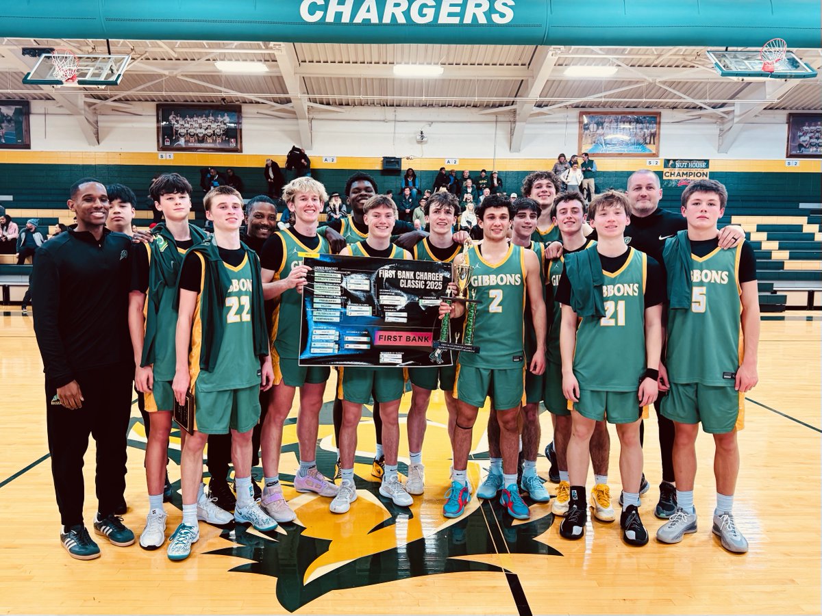 m_brooker11's tweet image. We played our best game of the season last night vs Northwood. Won 73-45. Shot 26-52 FG overall, 14-28 3pt, &amp;amp; 7-7 FTs. Currently 11-0. Looking forward to a little rest over Christmas break before taking on FCDS on 1/3.🔰