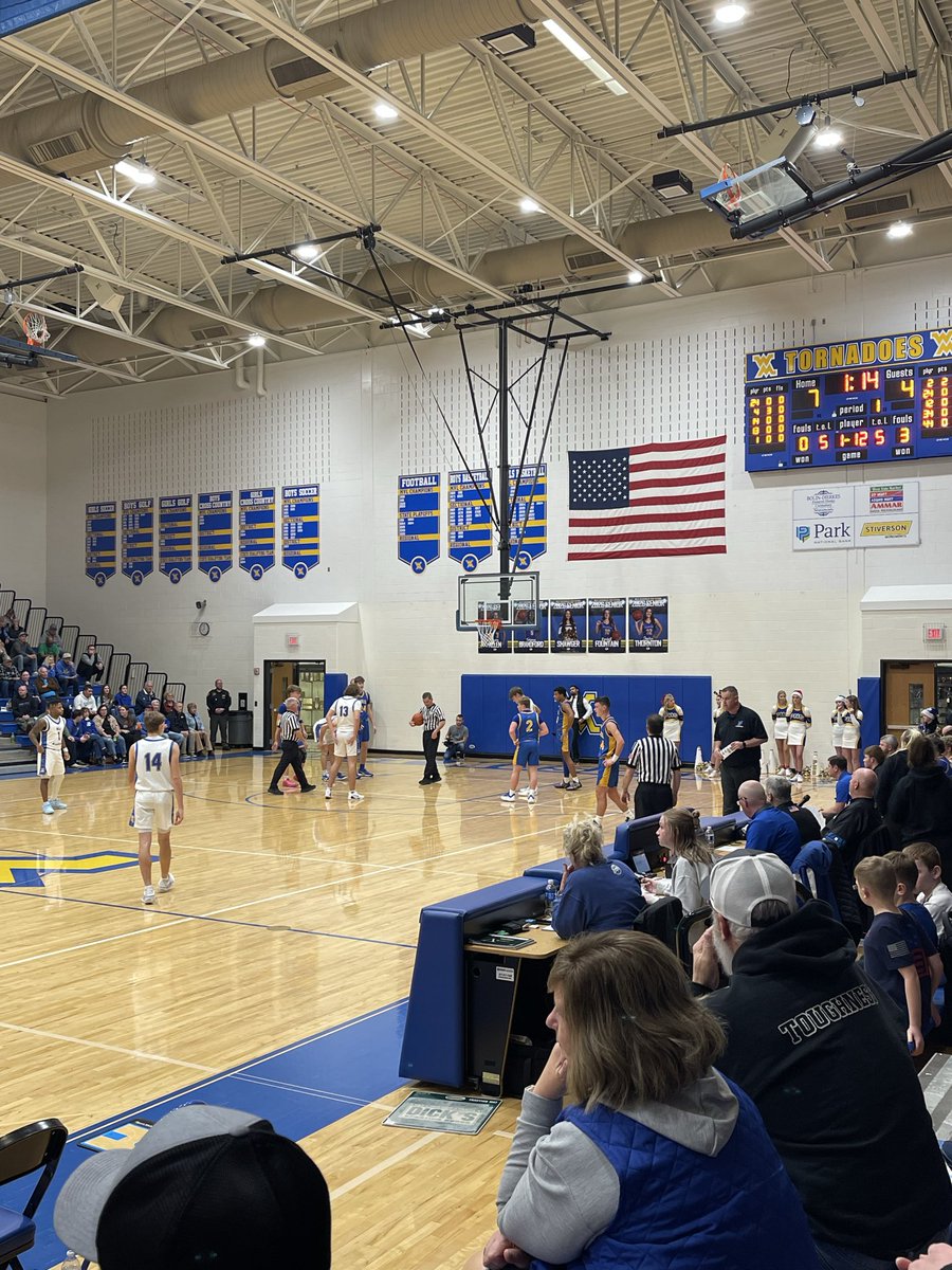 Congratulations to our new Hall of Fame inductees. It is the end of qtr 1 and the Tornadoes are leading 8-4