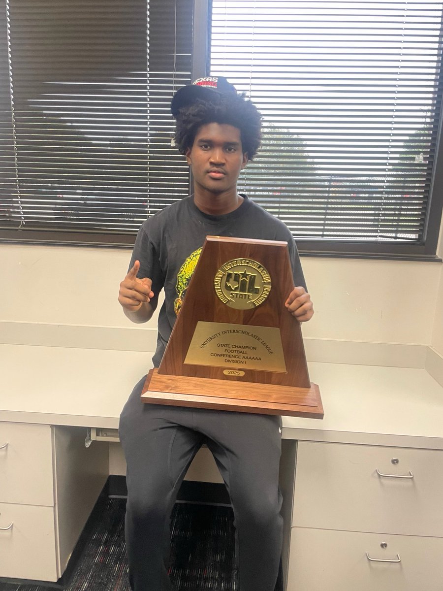 Christopher tolson tweet media