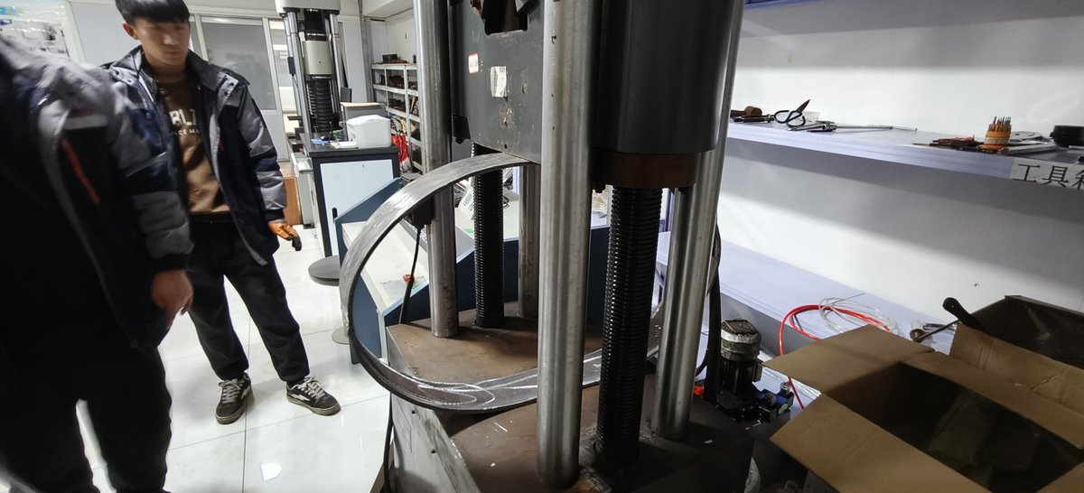 BotopSteel's tweet image. Flattening Test for API 5L PSL1 Grade B LSAW Steel Pipe💯
If you want to know more information, you can contact us:
📩 sales@botopsteelpipes.com
☎ Whatsapp:008613463768992
🌐 botopsteelpipes.com
#api5l #linepipe #api5lgrb #api5lgradeb #steelpipe #botopsteel #manufacturer