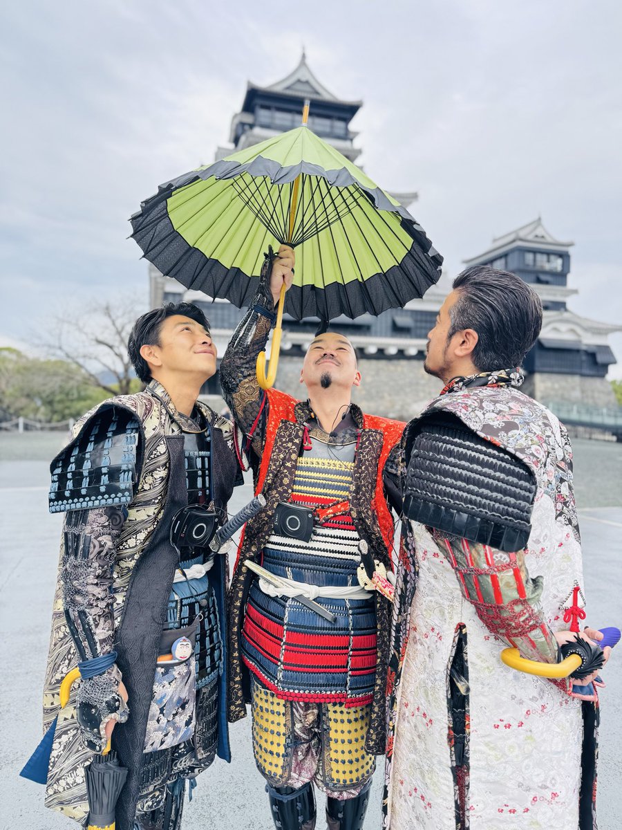 熊本城“こんにちは”武将隊！ 本日は御覧の布陣にて出陣！ 11:30〜 城彩