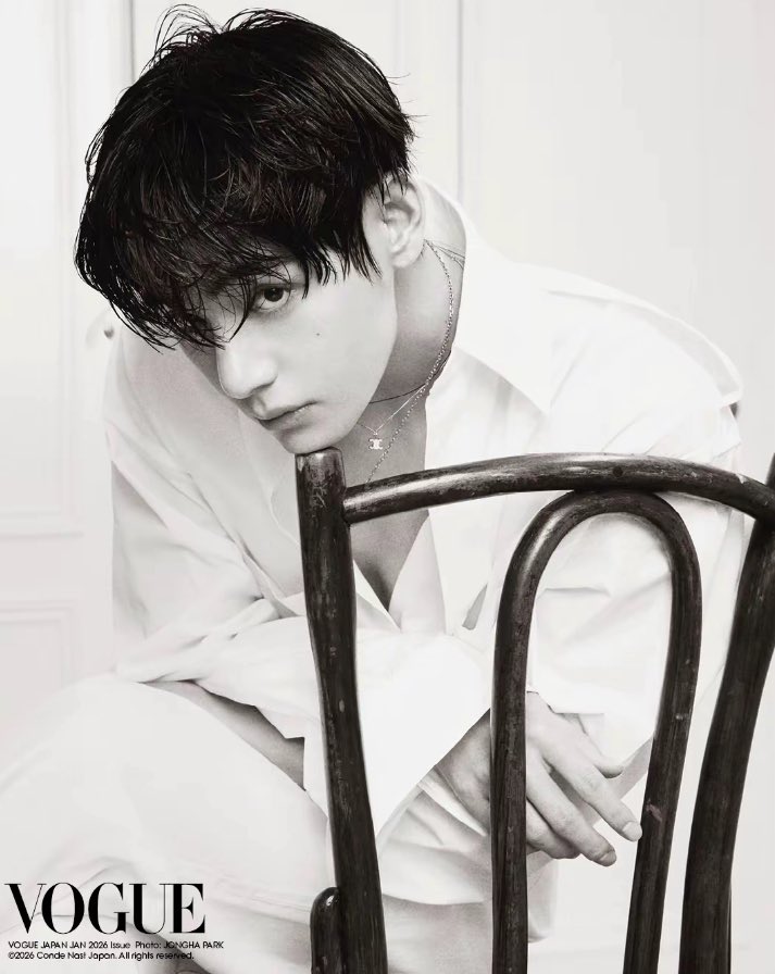 Taetaeさま専用ページ RT & reply タグとテテ含む一言、画像 テテがとても素敵です🤍 VOGUE