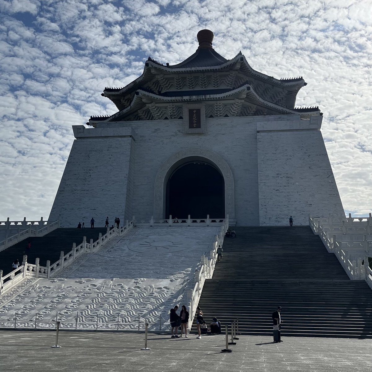 sam 🎐 tweet media