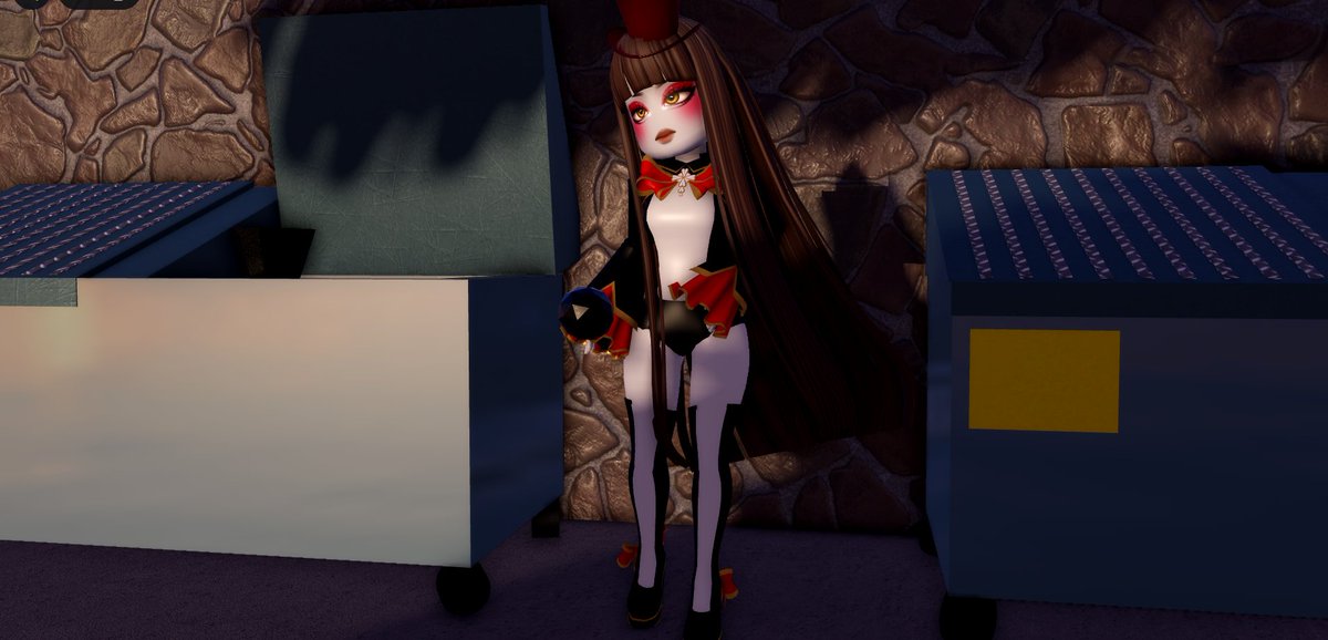 T1red_humanity's tweet photo. Can yeeewww guess which fnaf character I'm cosplaying? Hint: I'm in an alleyway for a reasooon! https://t.co/cT5zvYUf9h