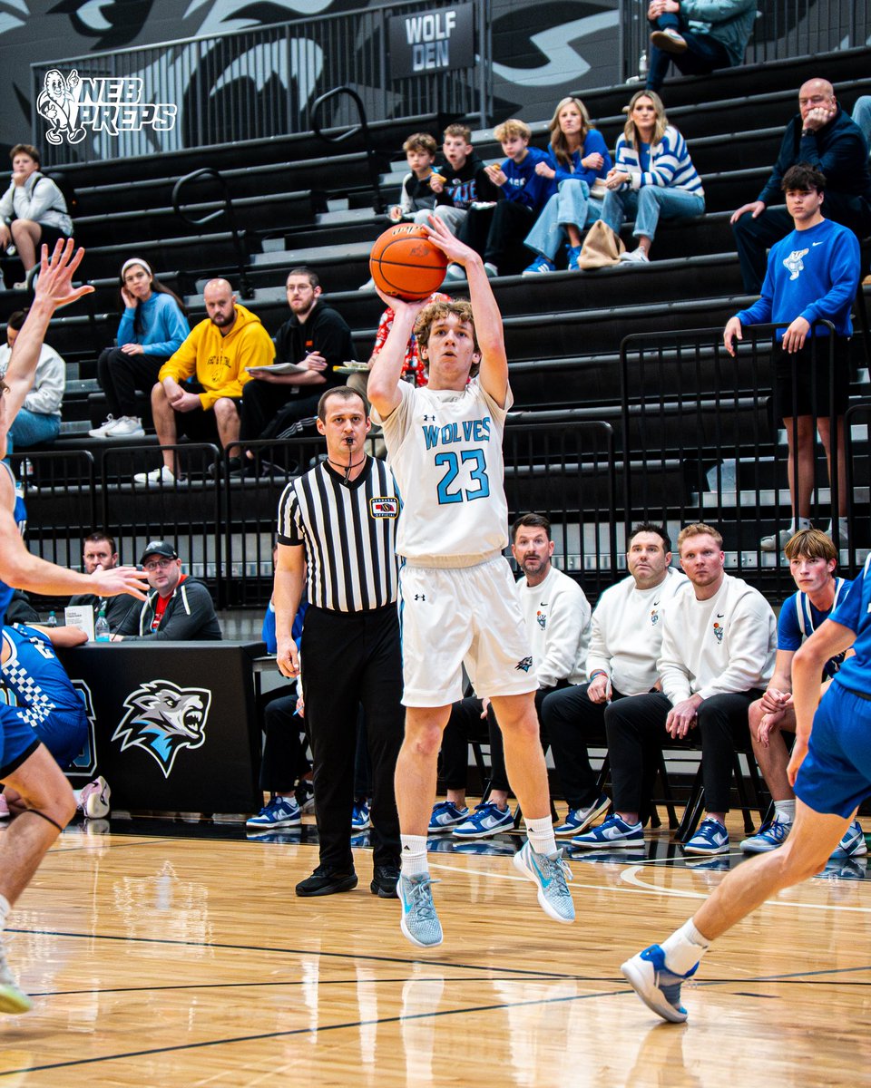 THEnebpreps's tweet image. Elkhorn North defeats Bennington to head to the EMC Championships, 79-57.🏆

The Wolves will face the winner of No. 1 Norris at 1:30 p.m. on the 30th at Bennington.