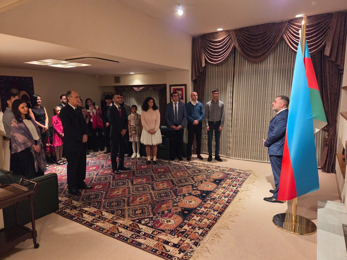 AzEmbJapan's tweet image. 🇦🇿Azərbaycan Respublikasının Yaponiyadakı Səfirliyində Dünya Azərbaycanlılarının Həmrəyliyi Günü qeyd edilmişdir.