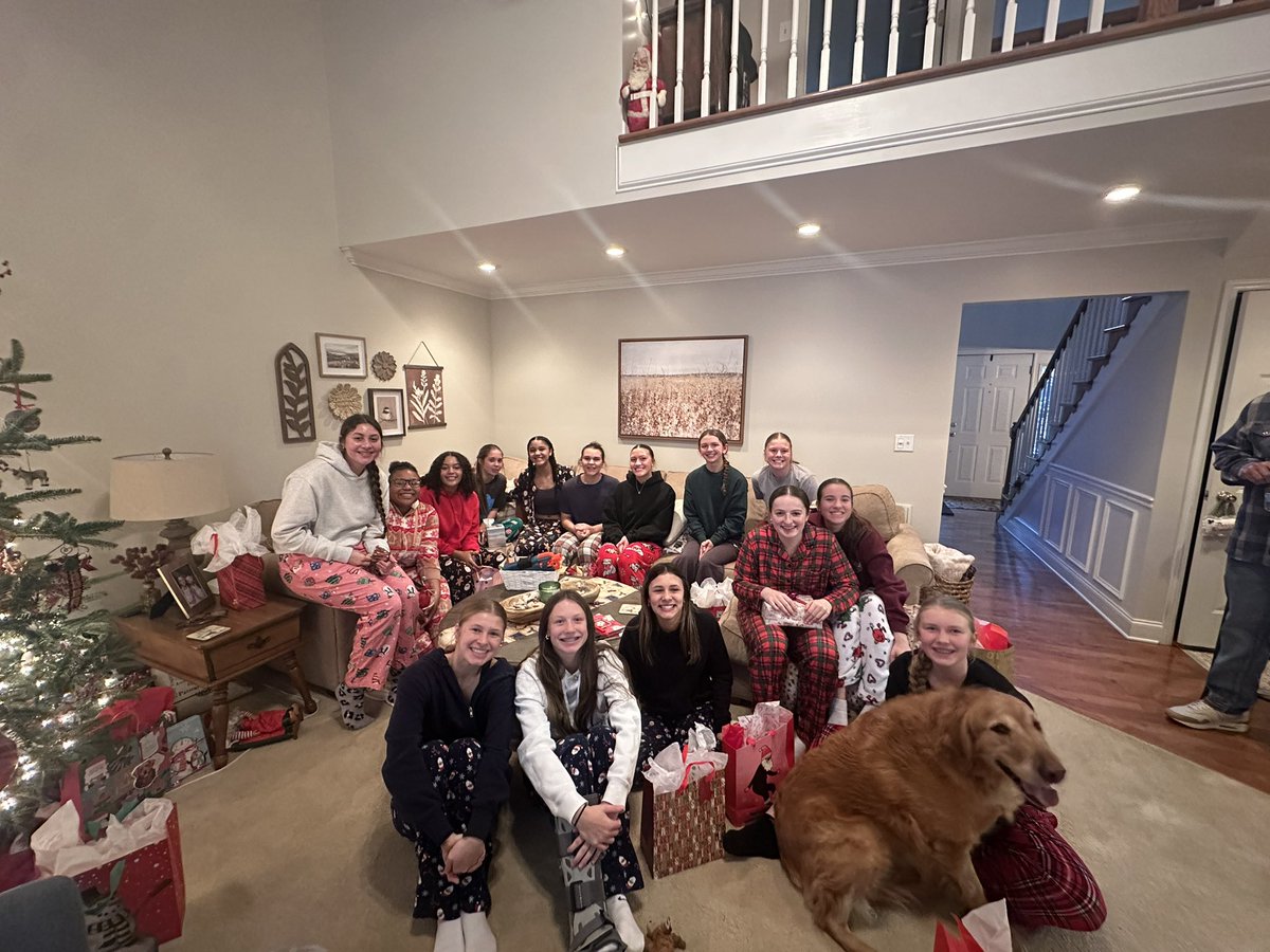 Lady Indians Basketball tweet media