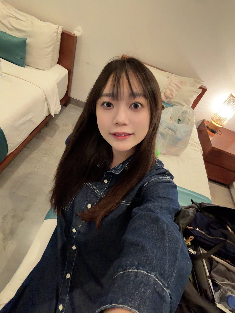 あーちゃんページ AI ARAI | 🧡💙❤️💚 📣9/9 20:00 新色ワインレッドを加えて MARKEYS