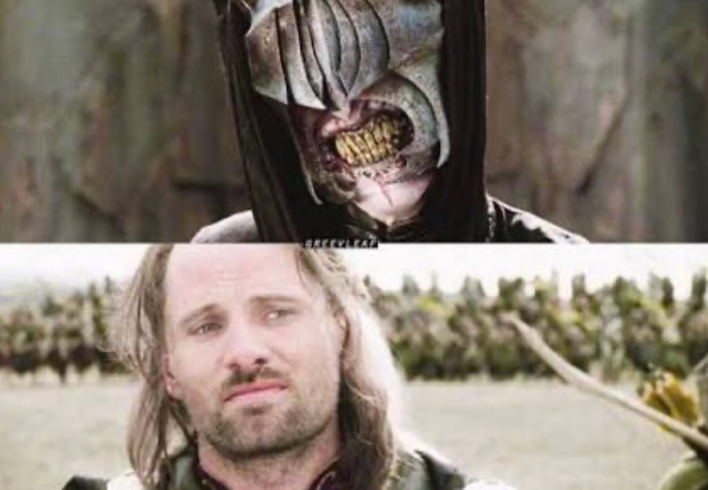 MiddleearthMixr's tweet image. ‘My Master Sauron, the Great bids thee Happy Holidays.’