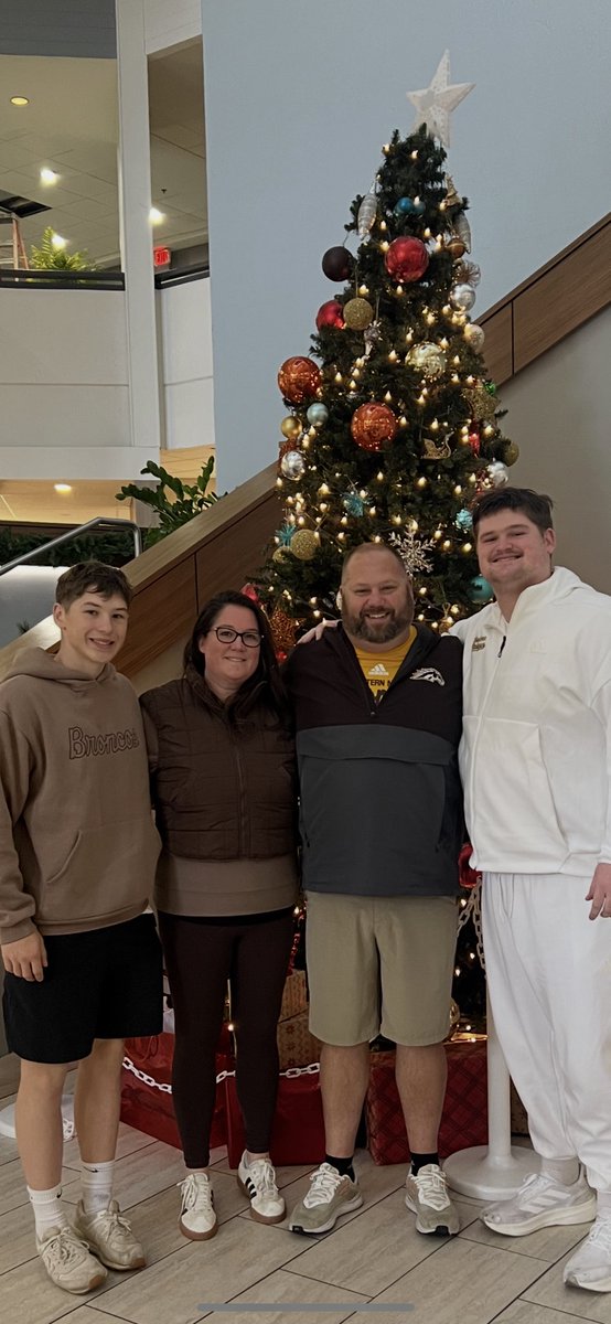 Bobby Whitenack tweet media