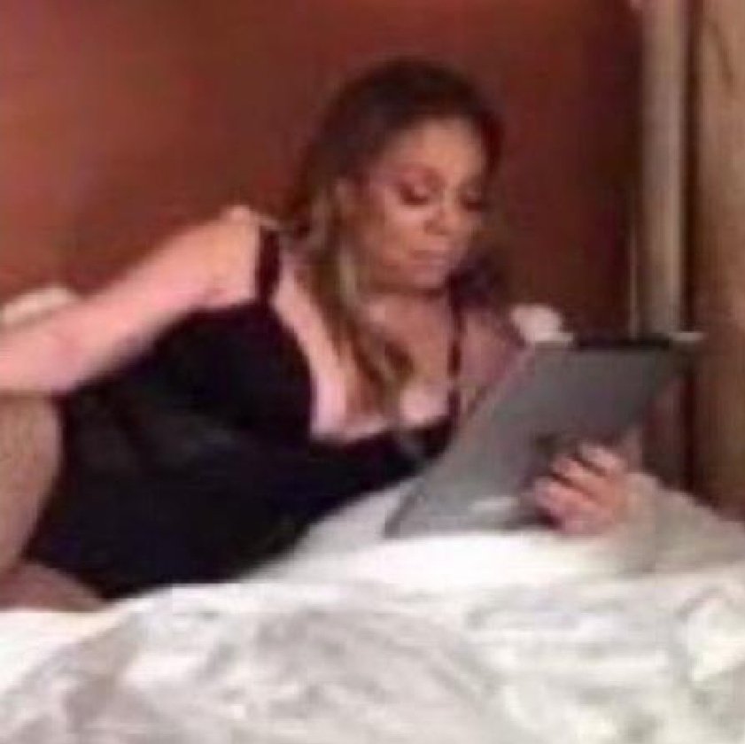 Eu amanhã na ceia de Natal assistindo #tresgraças kkkk